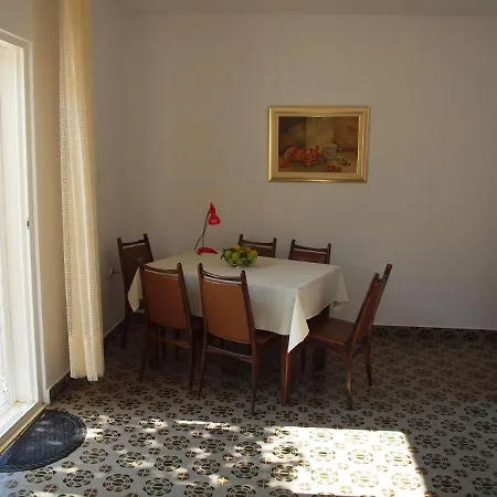 Apartments Mare